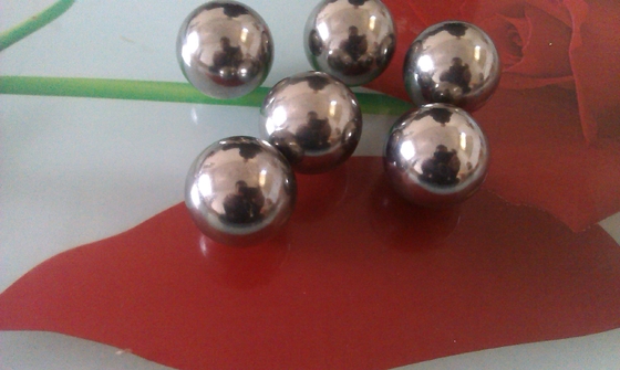 Bolas de aço carbono da precisão de G200 28mm DN que moem a bola de aço